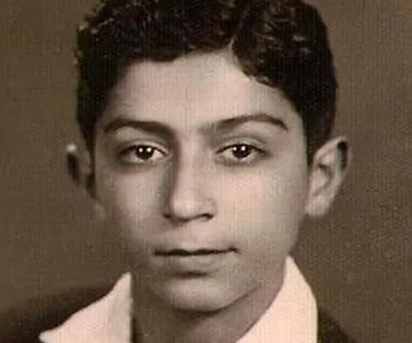 عکس پروفسور مجید سمیعی در کودکی و نوجوانی